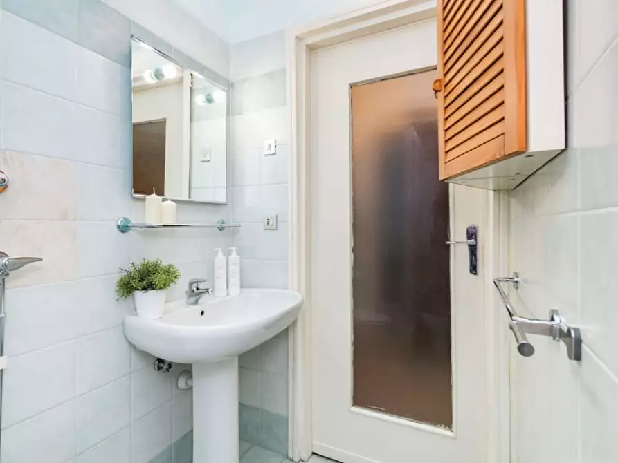 Immagine 10 di Appartamento in affitto  a Torino