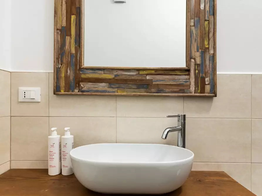 Immagine 12 di Appartamento in affitto  a Bologna