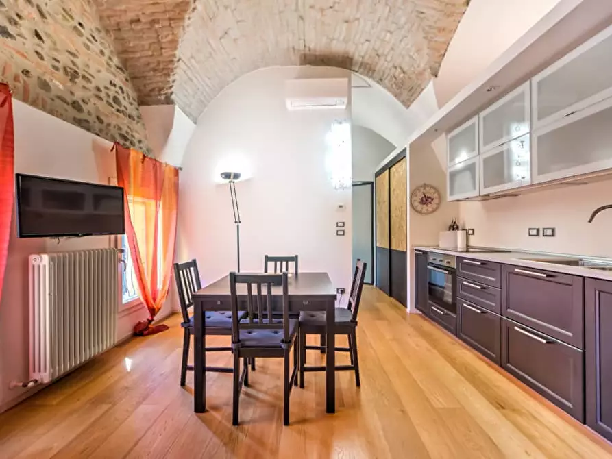 Immagine 2 di Appartamento in affitto  a Bologna