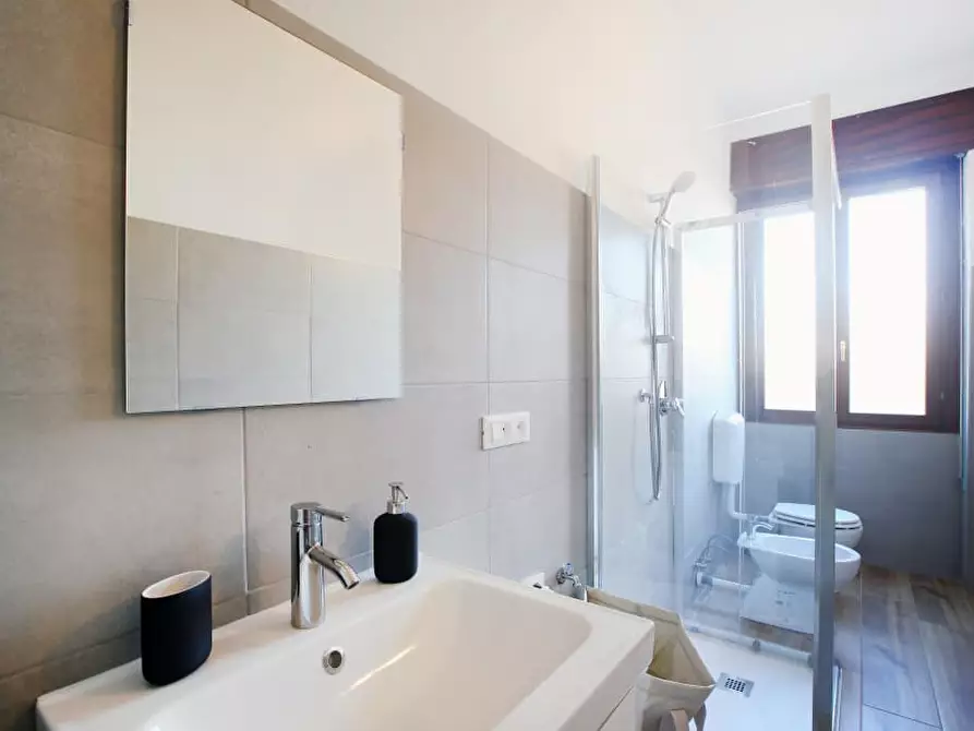 Immagine 17 di Stanza singola in affitto  a Modena