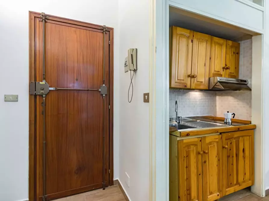 Immagine 2 di Appartamento in affitto  a Torino