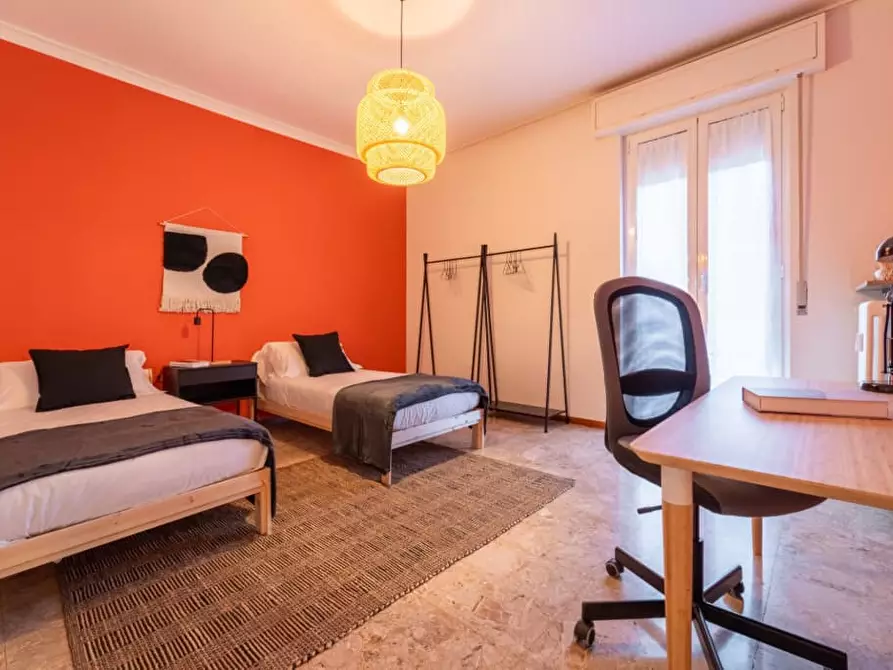 Immagine 13 di Appartamento in affitto  a Como