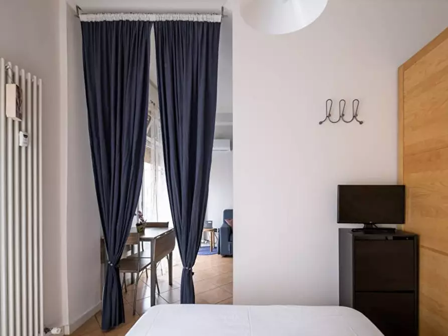 Immagine 15 di Appartamento in affitto  a Bologna