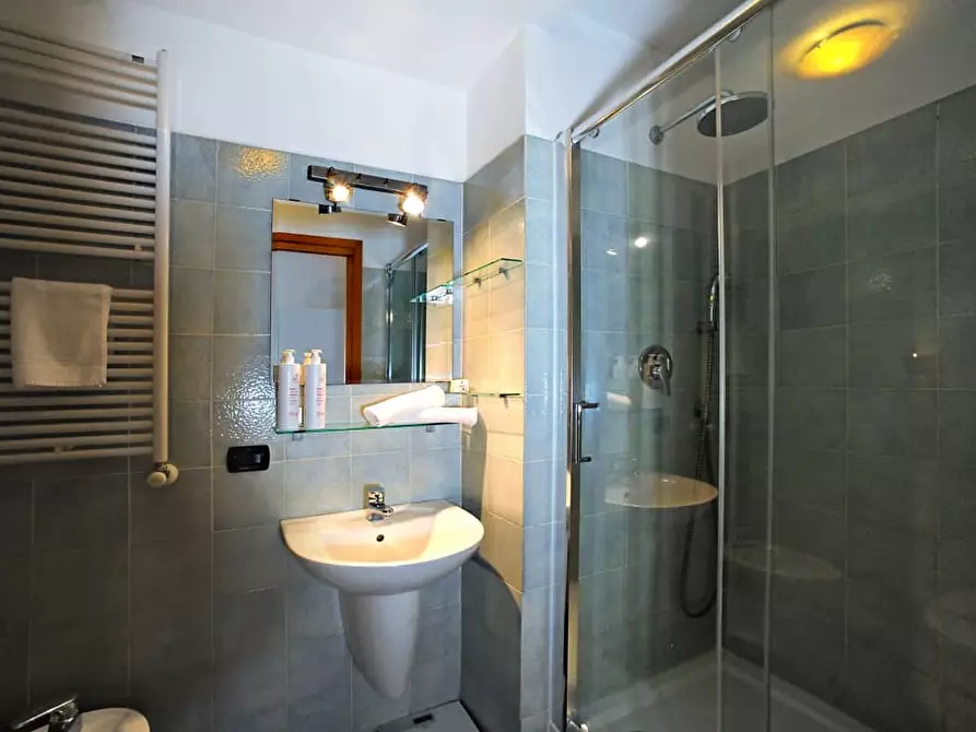 Immagine 14 di Appartamento in affitto  a Torino