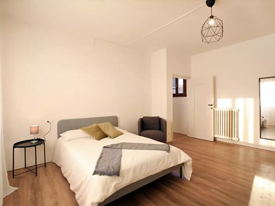 Immagine 5 di Stanza singola in affitto  a Modena