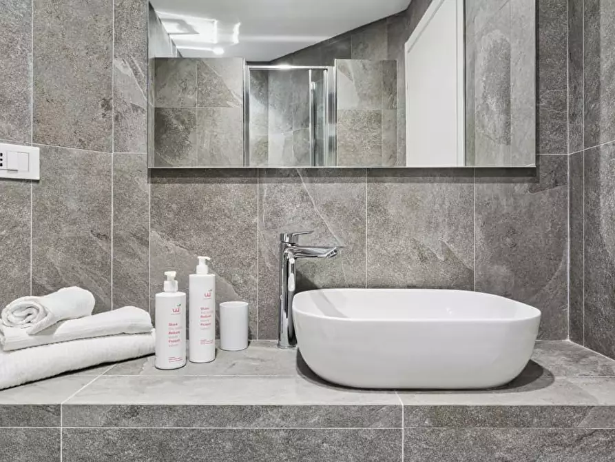 Immagine 14 di Appartamento in affitto  a Genova