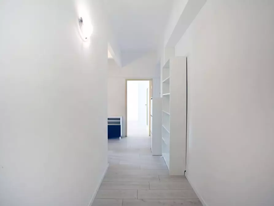 Immagine 10 di Stanza singola in affitto  a Modena