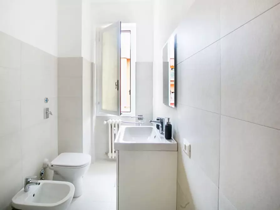 Immagine 6 di Stanza singola in affitto  a Milano