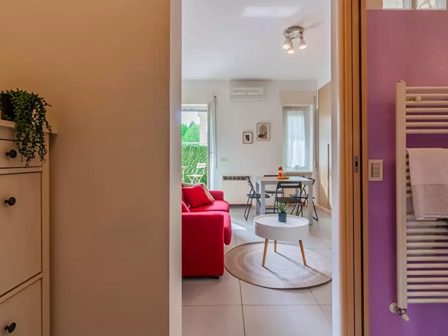 Immagine 15 di Appartamento in affitto  a Como