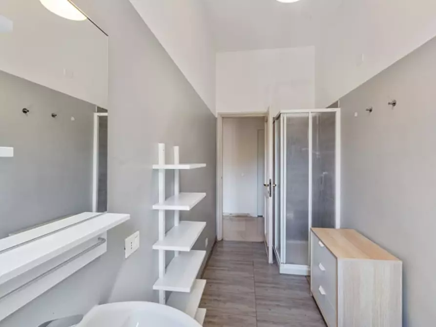 Immagine 6 di Stanza singola in affitto  a Milano