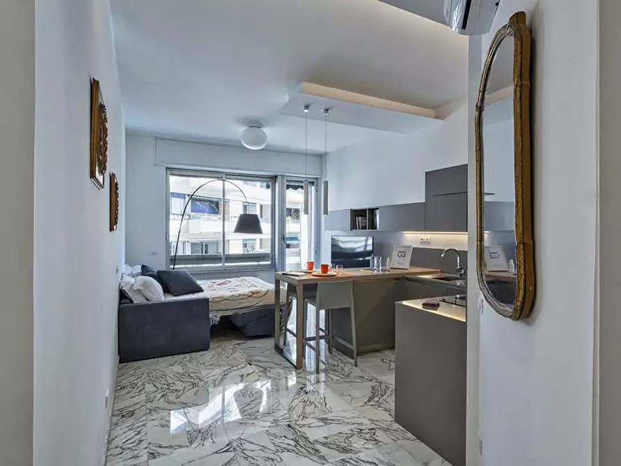 Immagine 3 di Appartamento in affitto  a Genova