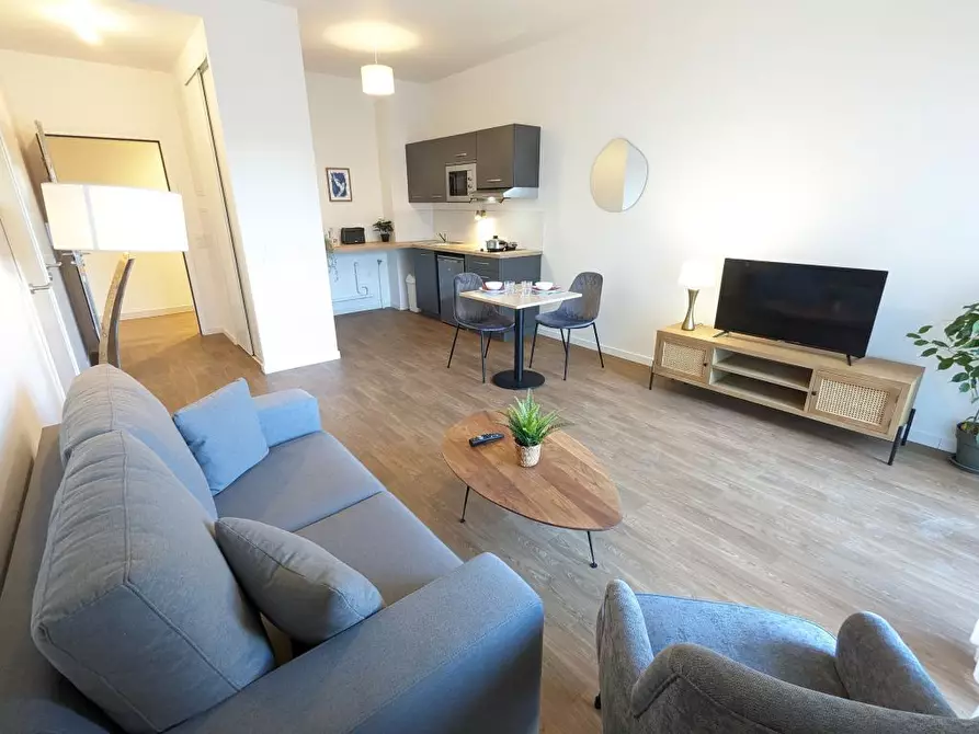 Immagine 1 di Appartamento in affitto  a Saint-Martin-du-Manoir
