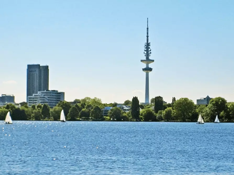 Immagine 1 di Appartamento in affitto  a Hamburg Barmbek-Süd