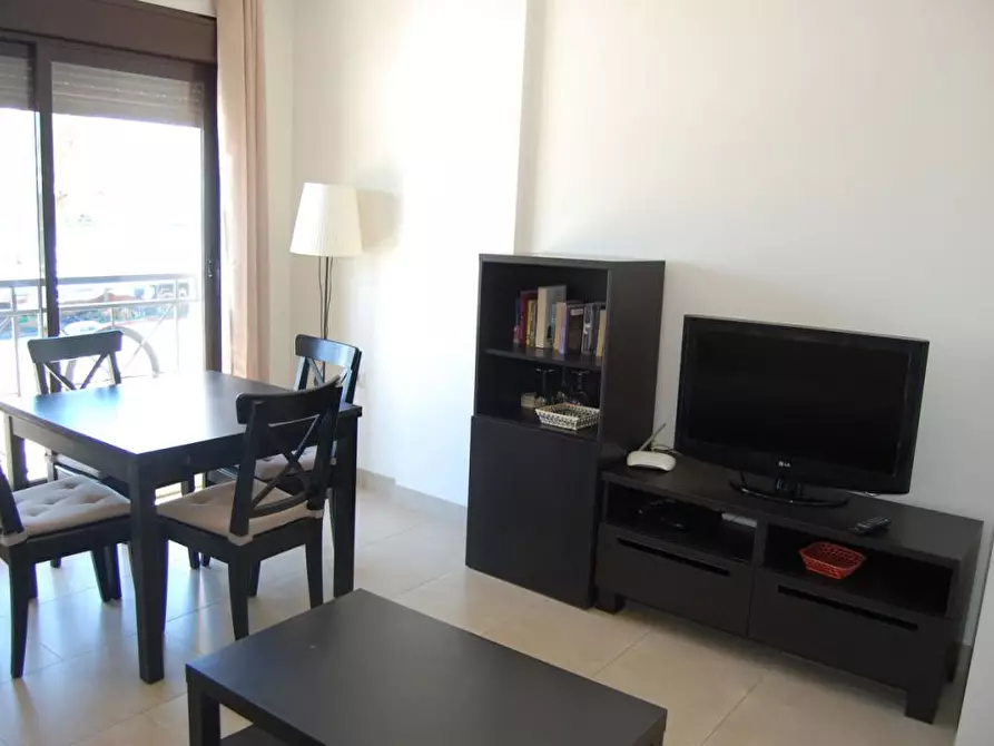 Immagine 1 di Appartamento in affitto  a Caleta De Velez