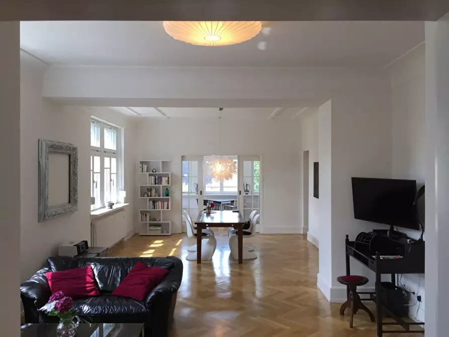Immagine 1 di Appartamento in affitto  a Baden-Baden