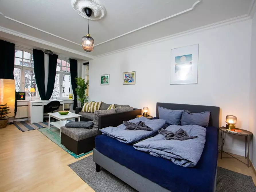 Immagine 1 di Appartamento in affitto  a Erfurt