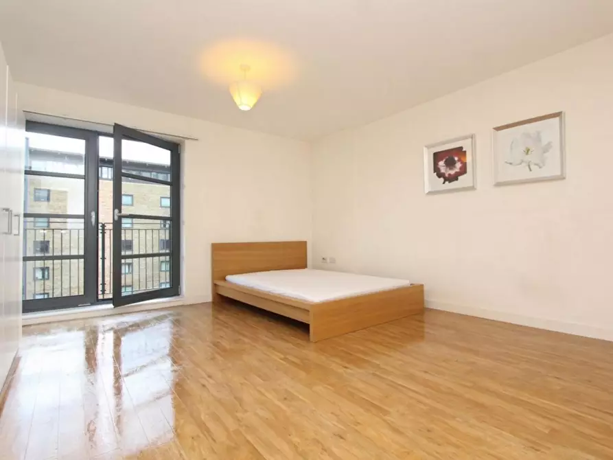 Immagine 1 di Appartamento in affitto  in Zenith Basin, 592 Commercial Road a Poplar