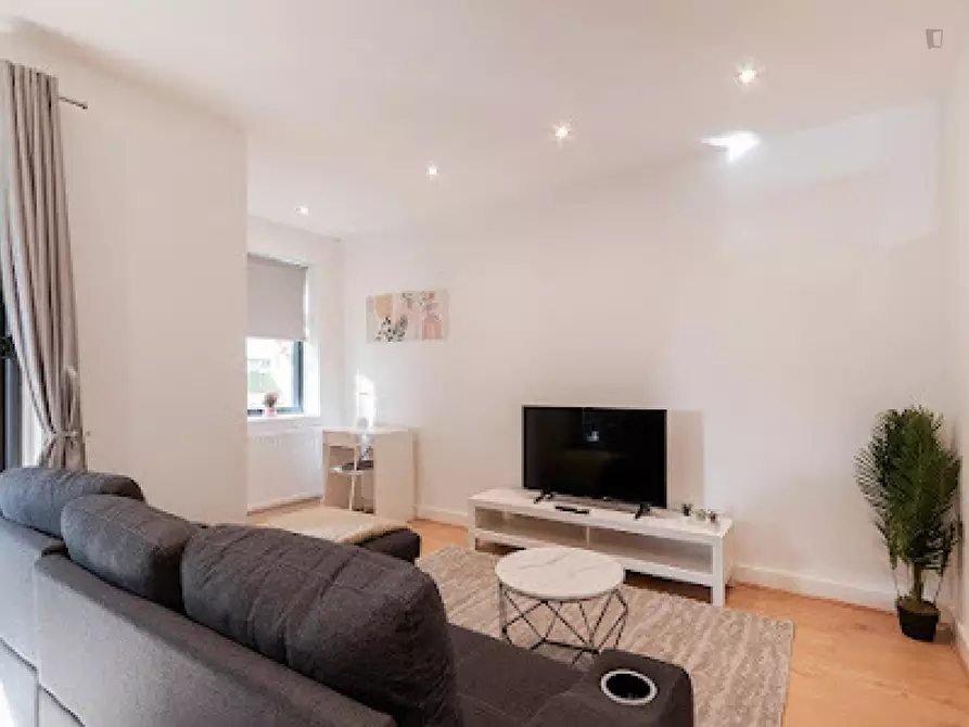 Immagine 1 di Monolocale in affitto  in Flat 2, Julien Rd a Croydon