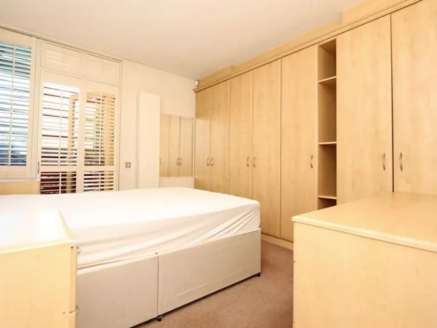 Immagine 1 di Appartamento in affitto  in Becquerel Court,West Parkside a Greenwich