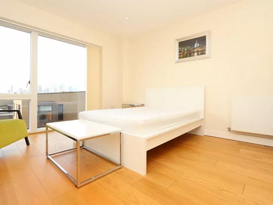 Immagine 1 di Appartamento in affitto  in Barquentine Heights, 4 Peartree Way a Greenwich