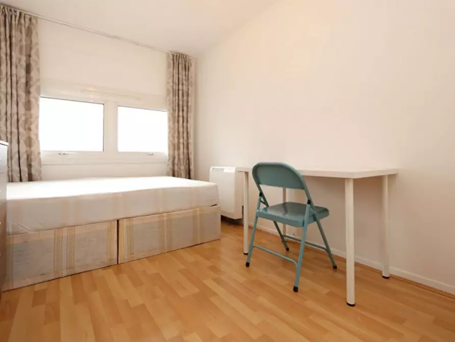 Immagine 1 di Appartamento in affitto  in Gaydon House,Bourne Terrace a Paddington