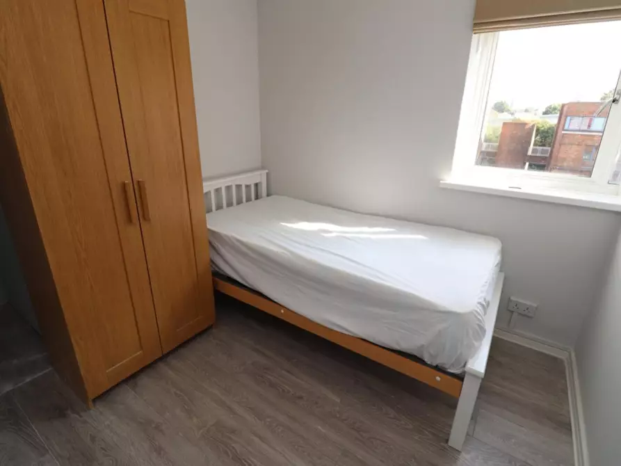 Immagine 1 di Appartamento in affitto  in Stafford Court,Copley Close a Ealing