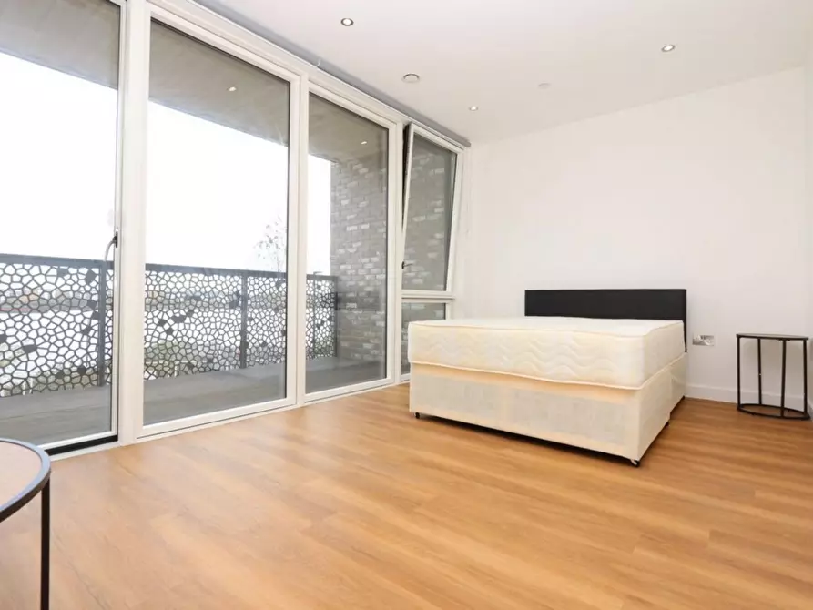 Immagine 1 di Appartamento in affitto  in Peto Apartments, 5 Wallis Walk a East Ham