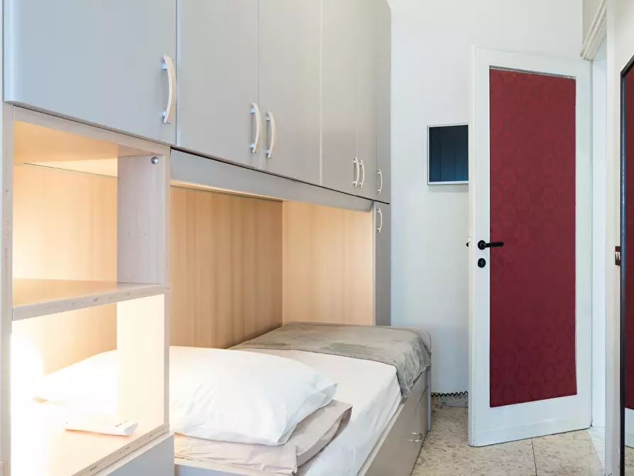 Appartamento in affitto in Via Guglielmö Röntgen a Milano