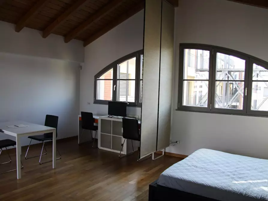Monolocale in affitto in Via Enrico Cosenz a Milano