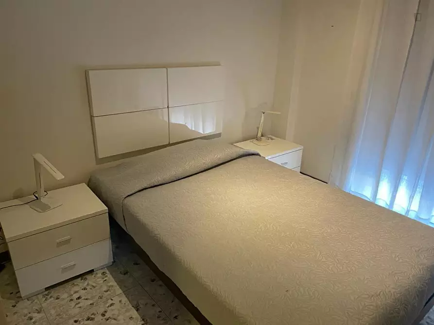 Appartamento in affitto in Via Longanesi a Milano