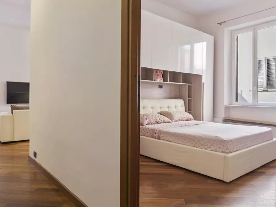 Appartamento in affitto in Via Montebello a Roma