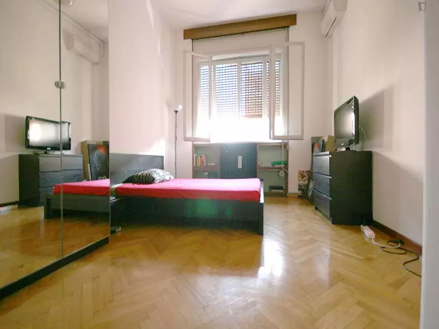 Appartamento in affitto in Viale Regina Giovanna a Milano