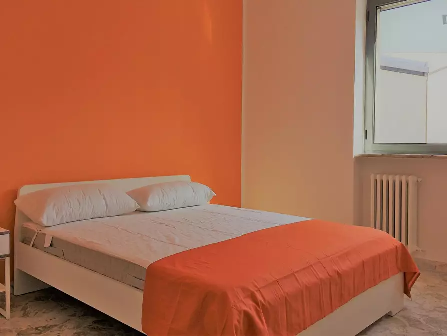 Immagine 1 di Appartamento in affitto  in Viale Ennio a Bari