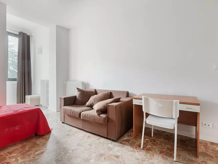 Immagine 2 di Appartamento in affitto  in Via Guglielmo Marconi a Firenze