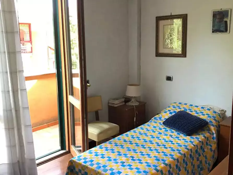 Immagine 1 di Appartamento in affitto  in Via Roberto Rossellini a Roma