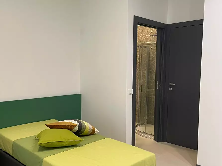 Immagine 1 di Stanza singola in affitto  in Corso Italia a Milano