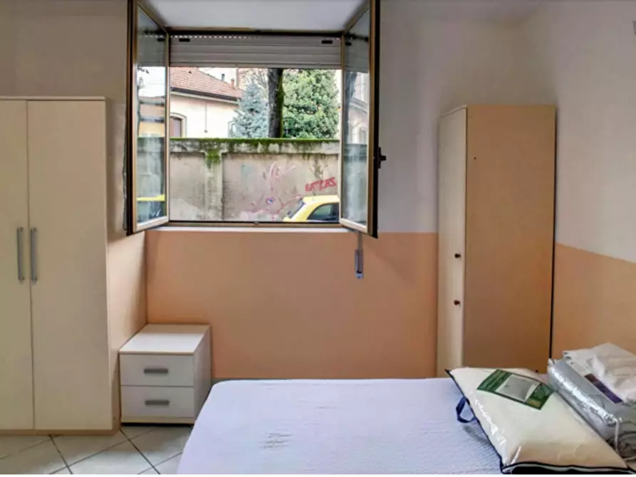 Immagine 1 di Appartamento in affitto  in Via Ameglio a Milano