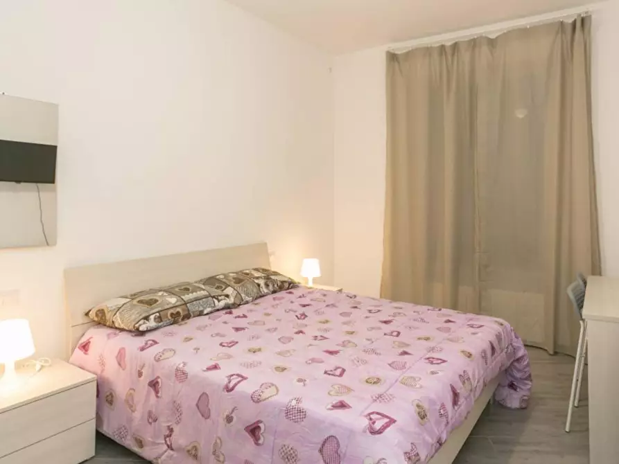 Immagine 1 di Appartamento in affitto  in Via Val Trompia a Milano