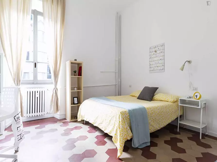 Immagine 1 di Monolocale in affitto  in Via Paolo Bassi a Milano