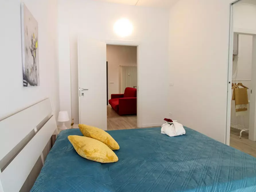 Immagine 1 di Appartamento in affitto  in Via Alessandro Menganti a Bologna