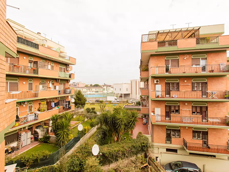 Immagine 4 di Appartamento in affitto  in via fratelli poggini a Roma