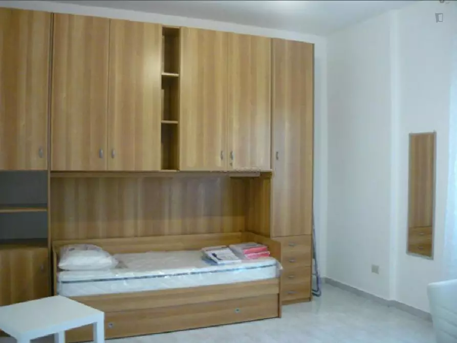 Immagine 1 di Appartamento in affitto  in Via Arezzo a Milano