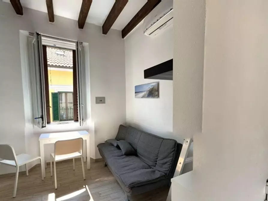 Immagine 2 di Monolocale in affitto  in Via Savona a Milano