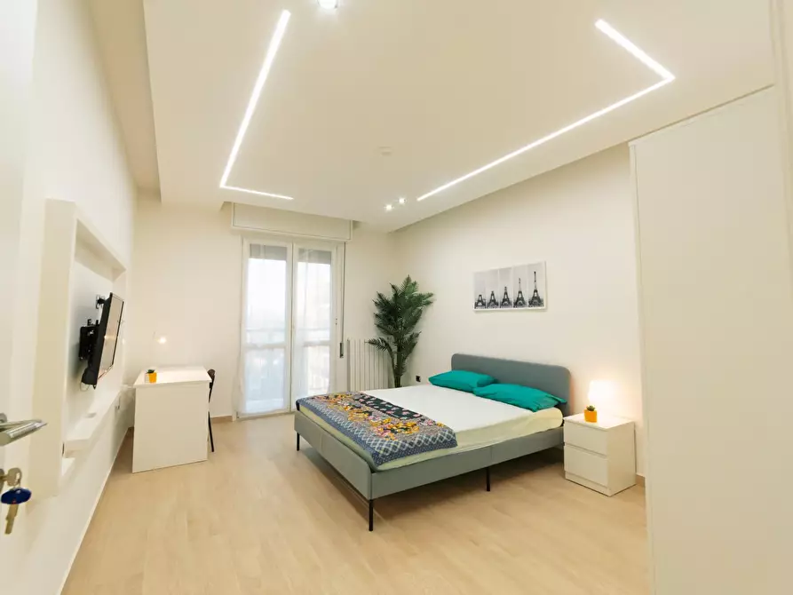 Immagine 1 di Appartamento in affitto  in Via Alessandro Litta Modignani a Milano