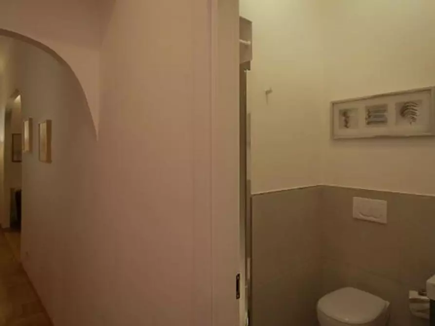 Immagine 6 di Monolocale in affitto  in Via Bocca di Leone a Roma