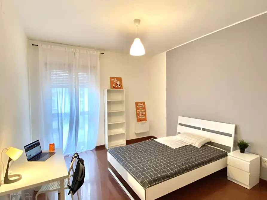Immagine 1 di Appartamento in affitto  in Via Prospero Petroni a Bari