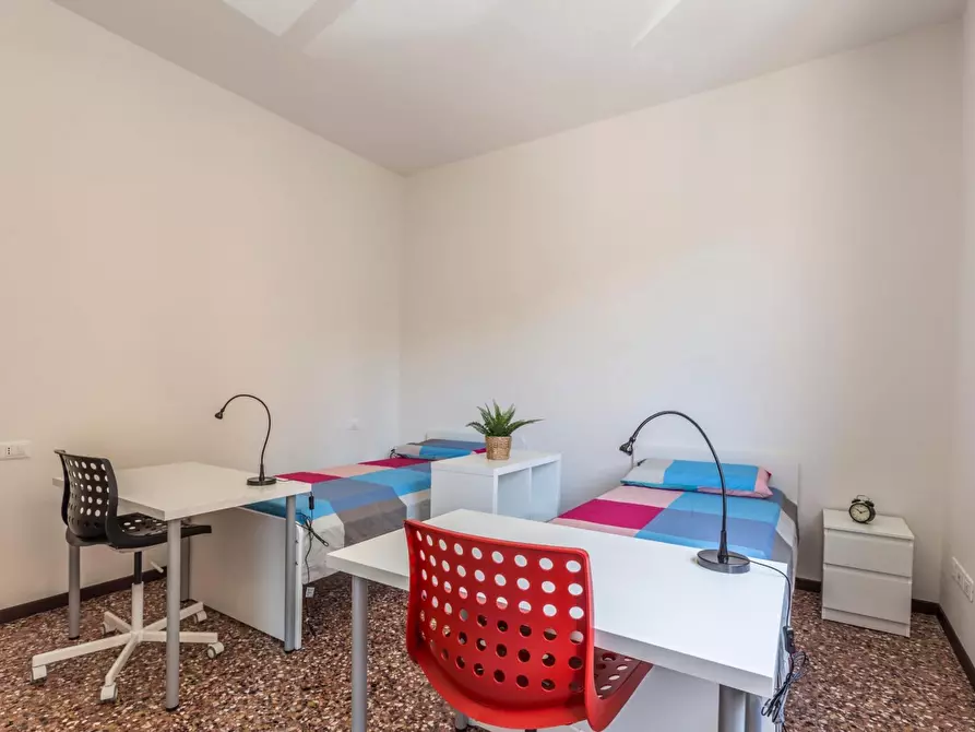 Immagine 1 di Stanza singola in affitto  in Via Vittore Carpaccio a Bologna