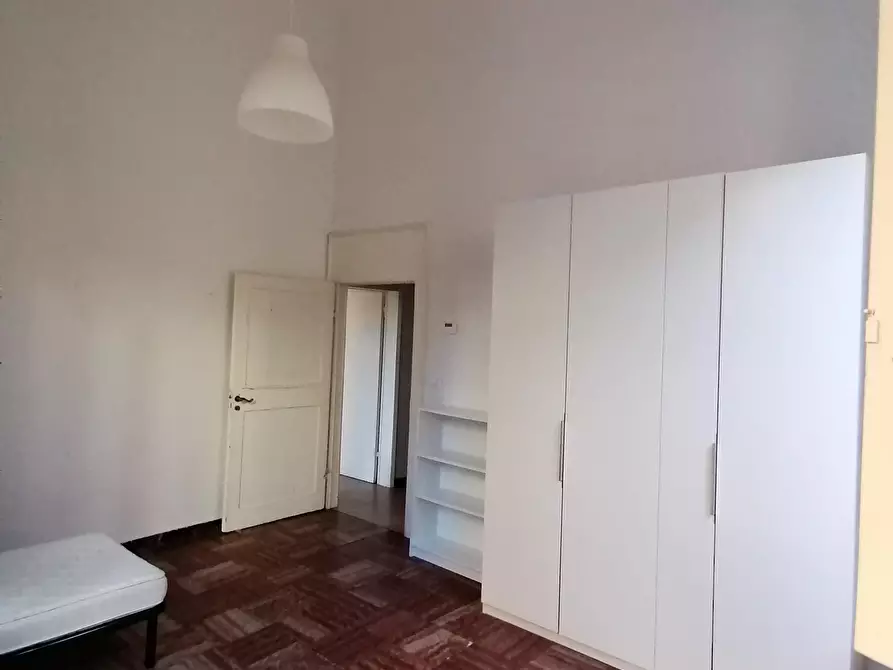 Immagine 1 di Stanza singola in affitto  in Via San Vitale a Bologna