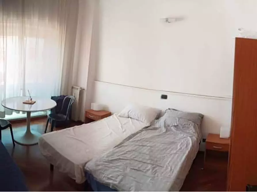 Immagine 1 di Appartamento in affitto  in via Domenico De Dominicis a Roma