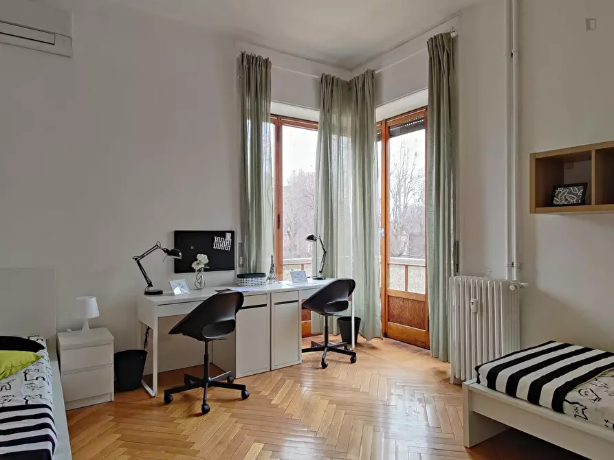 Immagine 1 di Stanza singola in affitto  in Viale Monte Nero a Milano